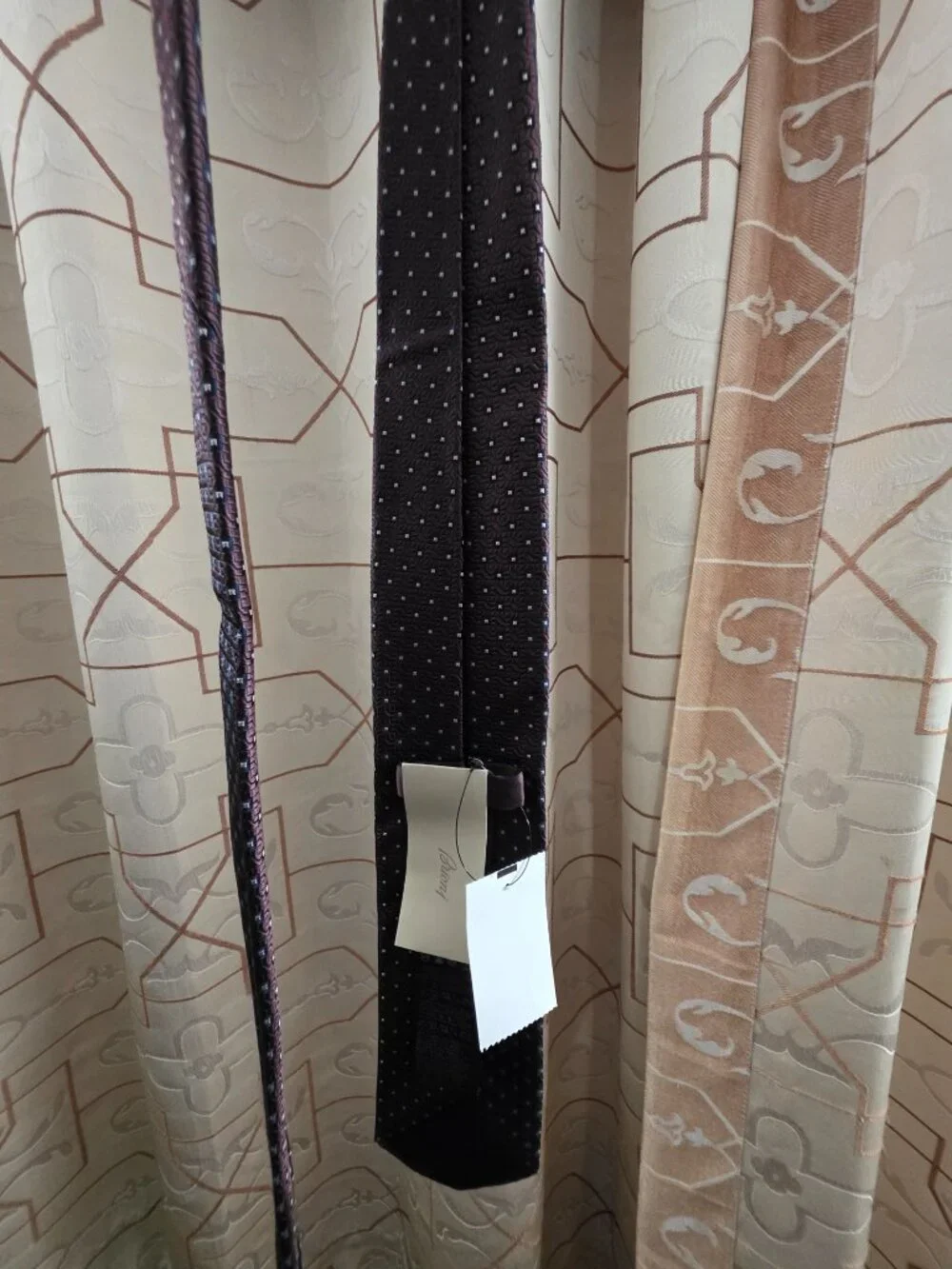 Brioni Tie  - Amaranth - NEW with tags